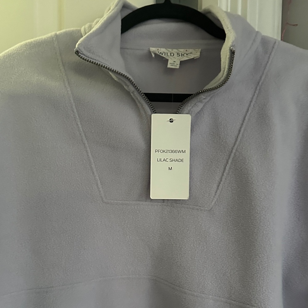 Wild Skye Lavender Fleece Pullover - Picture 3 of 3